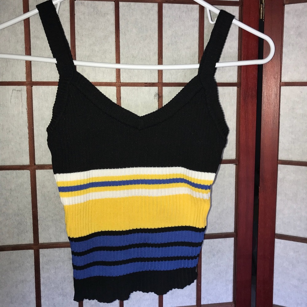Crop top